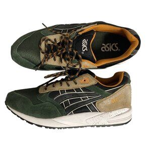 Never Used! Men's ASICS Gel-Saga Running Shoes Hunter Green /  Orange 7.5 7 1/2